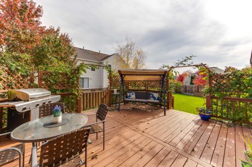 254 Paddington Ln, Lemont IL 60440-4533 exterior