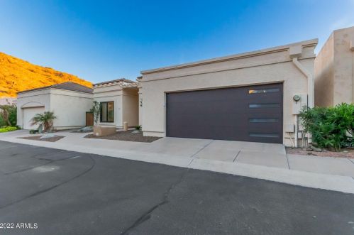 21 Beryl Ave, Phoenix AZ  85021-2480 exterior