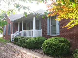 25 Julia Cir, Fayetteville TN  37334-3748 exterior