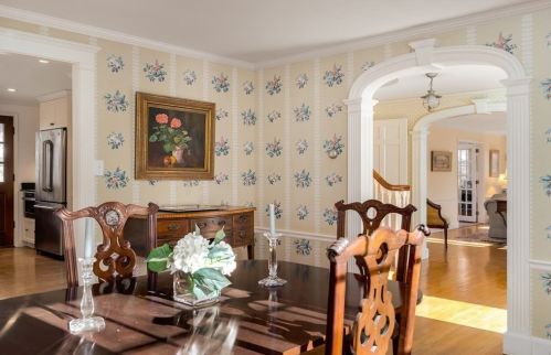 7 Monadnock Rd, Arlington MA 02476-8026 exterior