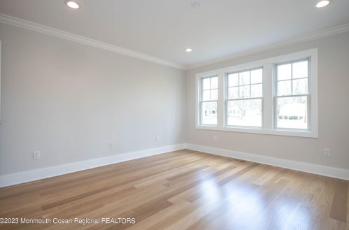 333 Harding Rd, Little Silver NJ exterior