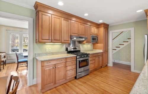 59 Carlton Rd, Newton MA 02468-1916 exterior