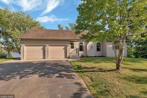 6915 State Highway 95, Princeton MN  55371-6043 exterior