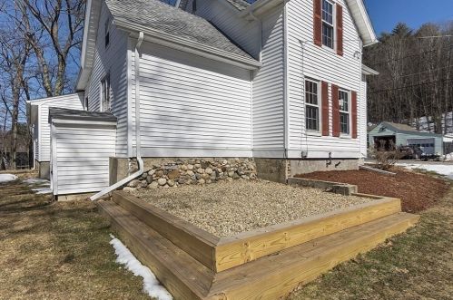157 Harugari St, Royalston MA 01331-3120 exterior