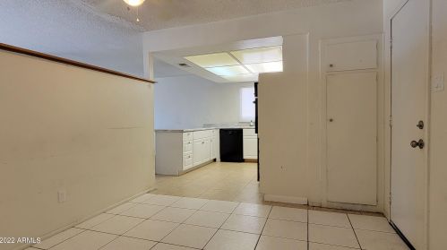 7928 Earll Dr, Phoenix AZ 85013-4314 exterior