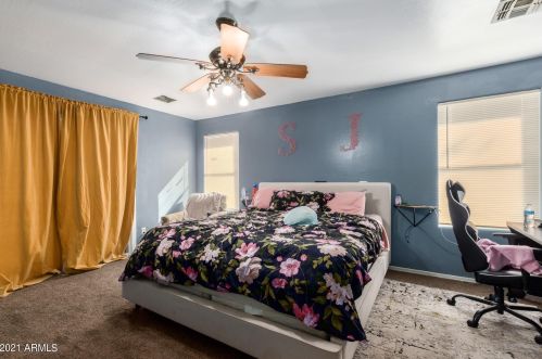 2425 65 Dr, Phoenix AZ 85043-1950 exterior