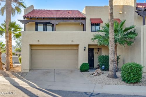 10235 31st St, Phoenix AZ  85028-3831 exterior