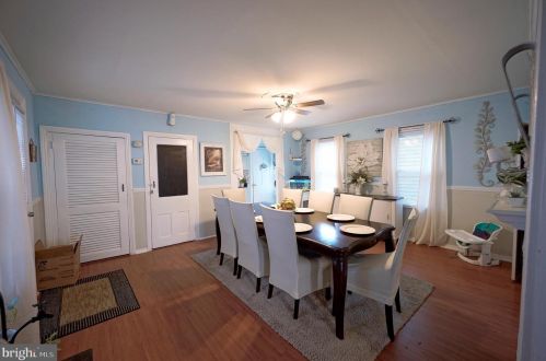 61 Barber Ave, West Deptford NJ 08096-2832 exterior