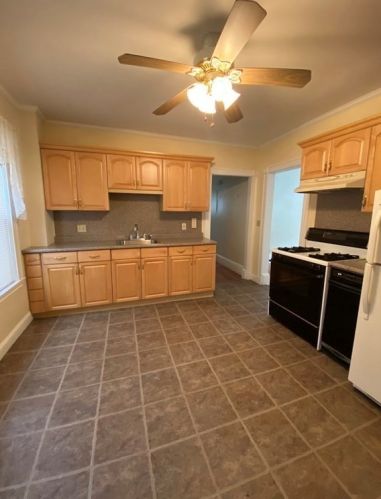 436 Ferry St, Everett, MA 02149-5657