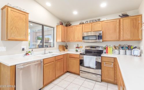 20250 32 Pl, Phoenix AZ 85008-6209 exterior