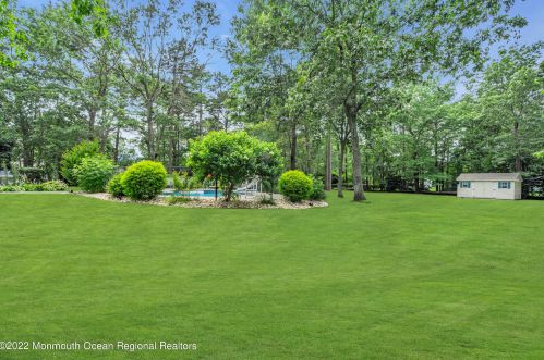 12 Swallow Tail Ct, Jackson Twp NJ 08527-2872 exterior