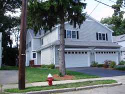 27 Tanglewood Rd, Newton, MA 02459-2849