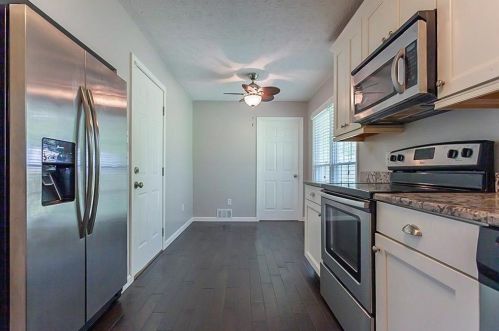 19 Hidden Lk Ct, Stockbridge GA 30281-1200 exterior