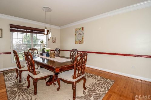 10 Summerhill Ct, Columbus NJ  08022-1970 exterior