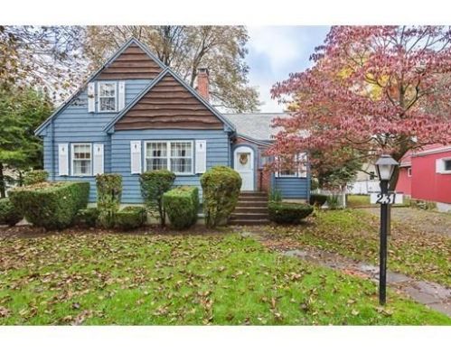 231 Mountain Ave, Arlington, MA 02474-1634