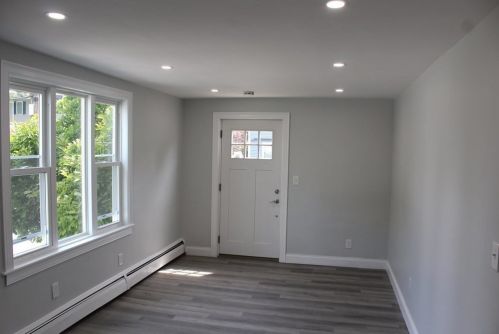 20 Golf Ave, Methuen MA  01844-6257 exterior