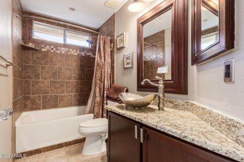 16630 29 St, Phoenix AZ 85032-3726 exterior