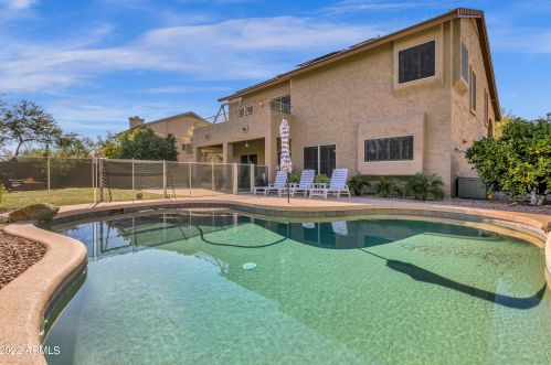 22209 41st St, Phoenix AZ  85050-6898 exterior