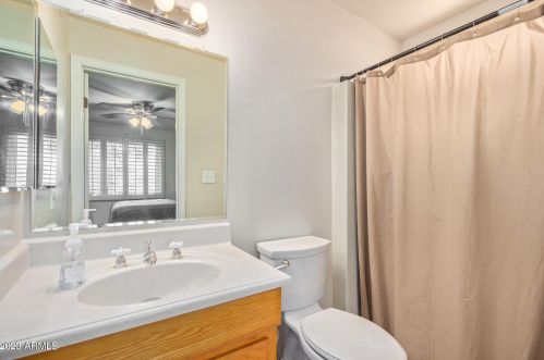 4115 Alta Vista Rd, Phoenix AZ 85041-4916 exterior