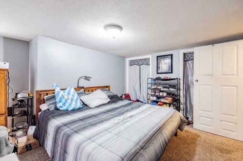 89 Mechanic St, Montgomery MA 01085-3073 exterior