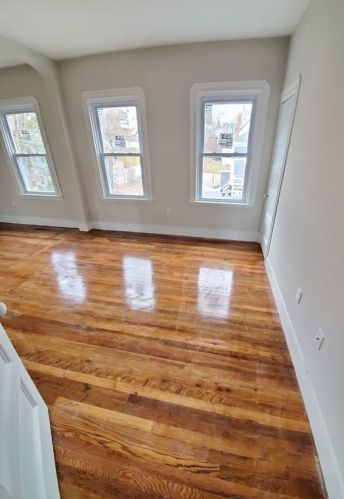 106 Clark Ave, Chelsea MA 02150-2136 exterior