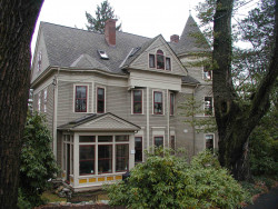 153 Windsor Rd, Newton, MA 02468-1119