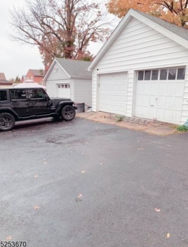 14 Hill St, Belleville NJ  07109-1522 exterior