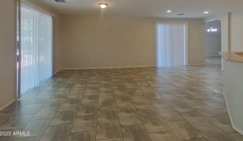 2017 Carter Rd, Phoenix AZ  85041-6556 exterior