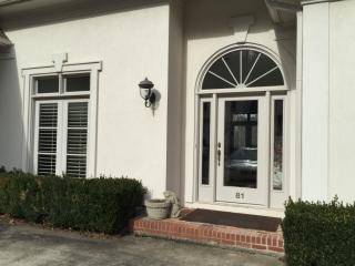 81 Cross Creek Dr, Birmingham AL  35213-2326 exterior