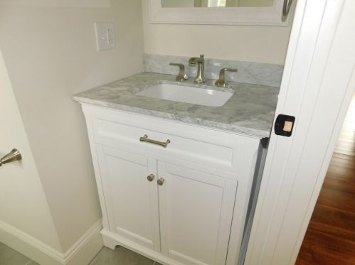 327 Quincy St, Fall River MA  02720-4421 exterior