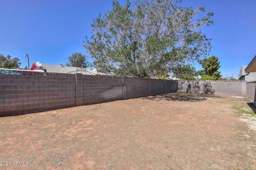 13608 41 Pl, Phoenix AZ 85042-7323 exterior