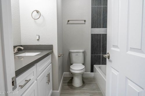 3643 Beverly Ln, Phoenix AZ 85032-3409 exterior