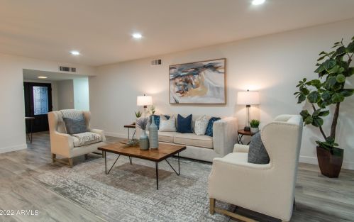 3808 Acoma Dr, Phoenix AZ 85032-4759 exterior