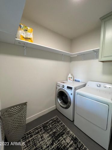 6332 13th Pl, Phoenix AZ  85014-1423 exterior