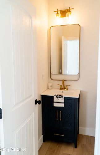 3307 43rd Pl, Phoenix AZ  85018-6422 exterior