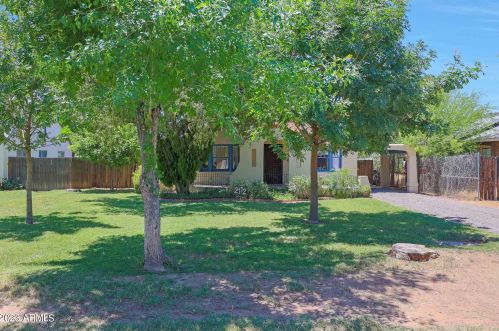 2112 25th St, Phoenix, AZ 85008-2726