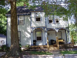 5 Jefferson St, Newton, MA 02458-1709