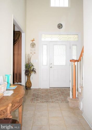 94 Drift Ave, Trenton NJ 08648-3505 exterior