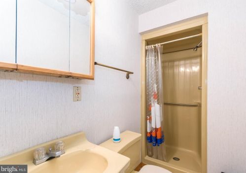 1851 Pt Pleasant Ave, West Deptford NJ 08096-4324 exterior