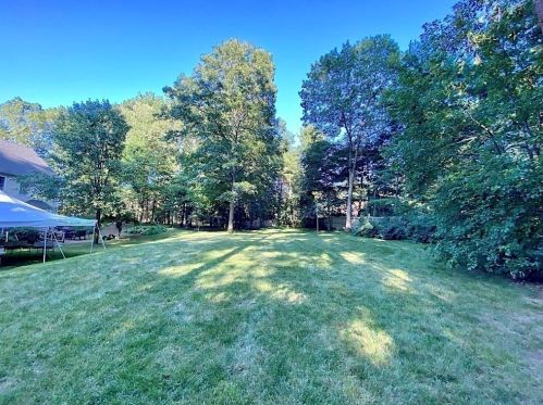 15 Berkshire St, Norfolk, MA 02056-1942