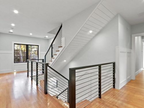 1056 Greendale Ave, Needham MA 02492-4726 exterior