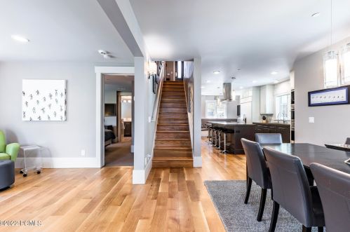 1024 Norfolk Ave, Park City UT 84060-5444 exterior