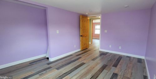 1859 Manhassett Ave, West Deptford NJ 08096-4307 exterior