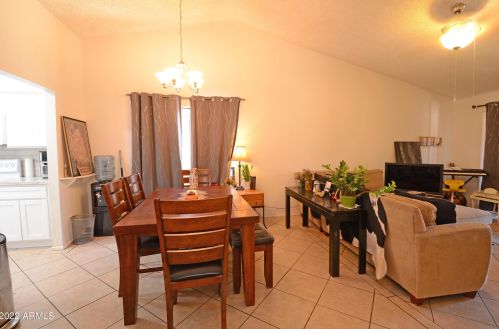 14254 26th Ln, Phoenix AZ  85023-5953 exterior