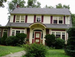 315 Crafts St, Newton, MA 02460-1201