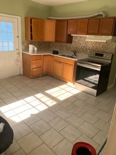 999 Rodman St, Fall River MA  02721-3946 exterior