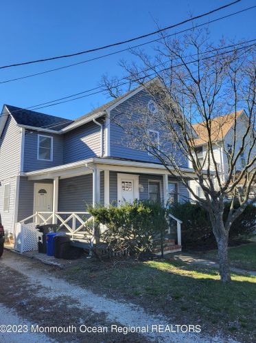 49 Locust Ave, Tinton Falls NJ  07701 exterior