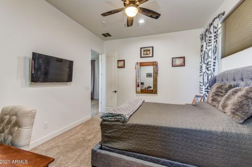 35205 3rd Ave, Phoenix AZ 85027-5908 exterior