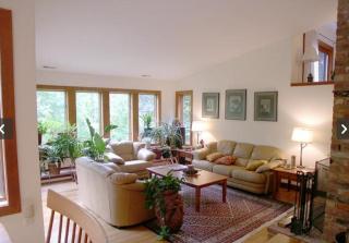 56 Mount Lebanon St, Pepperell MA  01463-1270 exterior