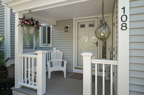 108 Westcliff Dr, Plymouth, MA 02360-1478